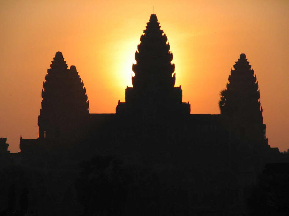 The pillars at Angkor Wat lined up with the sun.